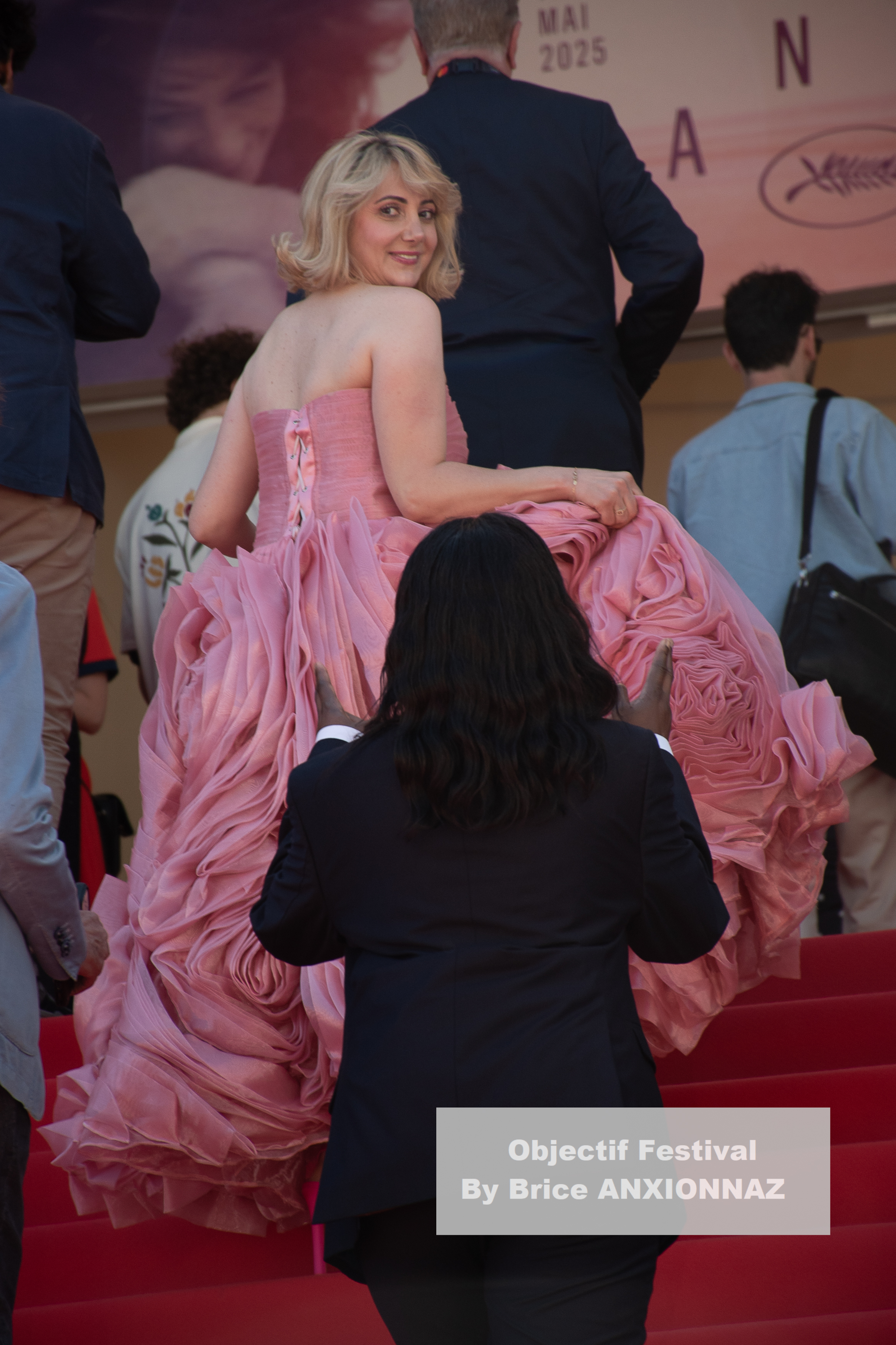 Photo de Kim Cattrall -  Cannes 2025 : Women and child lors de l'événement à Cannes2025-Women-and-child le 22 May 2025 par Brice ANXIONNAZ (Objectif Festival)